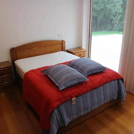 Casa Do Pinheiro * Fiães